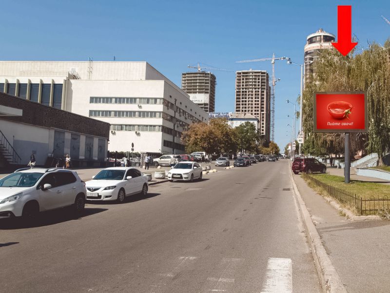 Скролл/Ситиборд, Киев, Предславинська вул., 35, біля палацу "Україна", в сторону центру