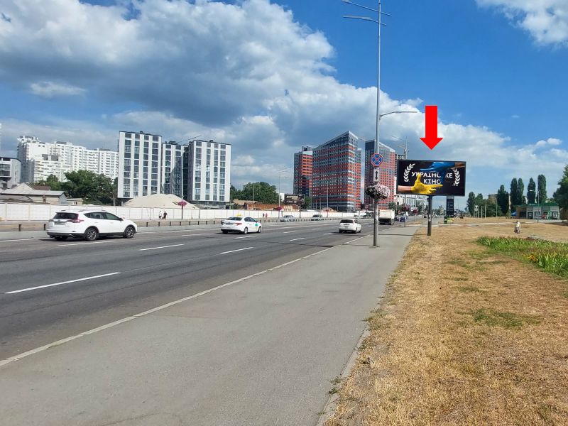 Скролл/Ситиборд, Киев, Бажана пр., біля ст.м. "Вирлиця", АЗС "Glusco", в сторону Харківської пл, аеропорту "Бориспіль"