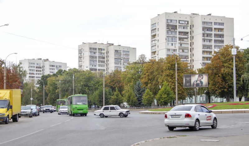 Роллер/Призматрон, Харьков, 23 Серпня вул., 59 - Космонавтів вул., в центр