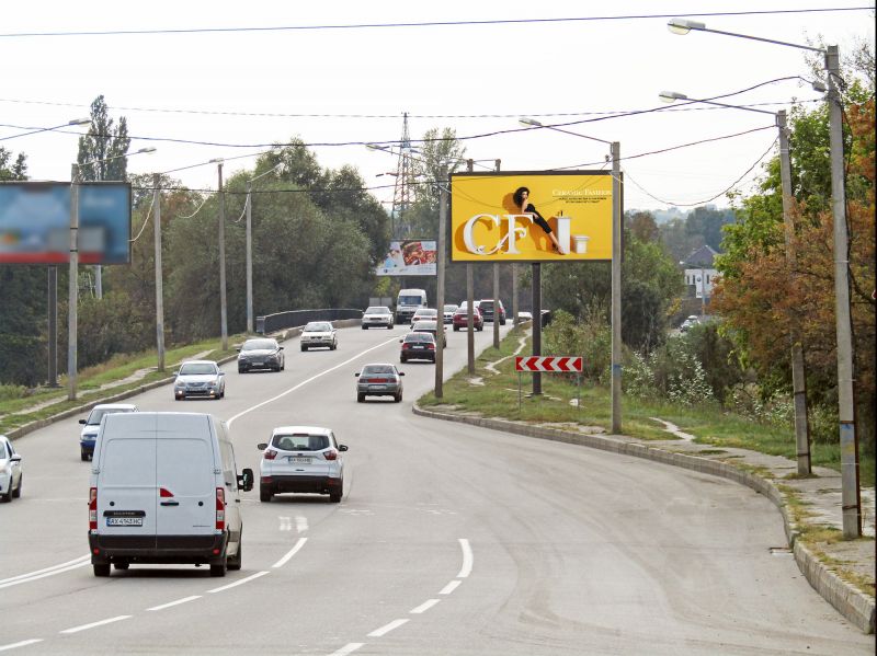 Беклайт, Харьков, Полтавський шлях вул., з центру