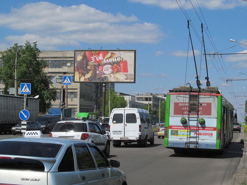 Ролер/Призматрон, Харків, Льва Ландау пр-т + Олімпійська вул., в центр