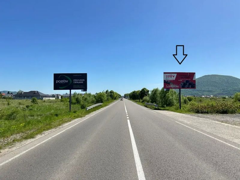 Билборд/Щит, Трассы, В'їзд в м. Тячів, біля АЗС UPG, Маркет, супермаркету Барва  зі сторони м. Хуст, траса Мукачево-Рогатин