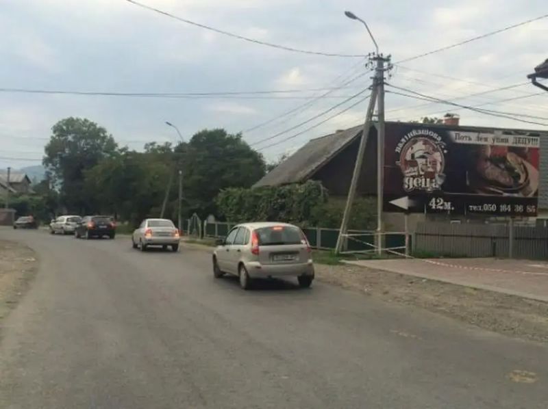 Билборд/Щит, Трассы, c.Бедевля, зі сторони с.Біловарці в сторону м.Тячів або смт.Тересва, траса Мукачево-Рогатин