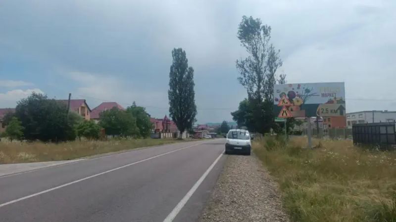 Билборд/Щит, Трассы, с. Нижня апша, вул. Борканюка, в сторону м. Рахів