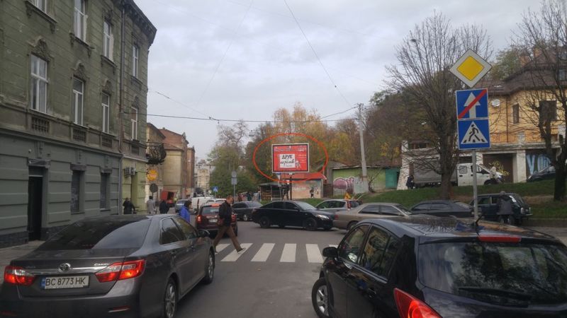 Скролл/Ситиборд, Львов, Снопківська-Кубійовича ( Стрийський ринок)