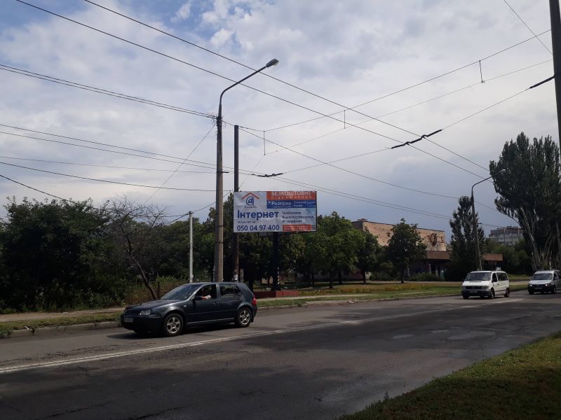 Билборд/Щит, Запорожье, вул.Космічна-кінотеатр Космос