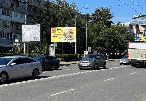 Скролл/Ситиборд, Черновцы, Головна вул., 162 (Чернівці скроли)