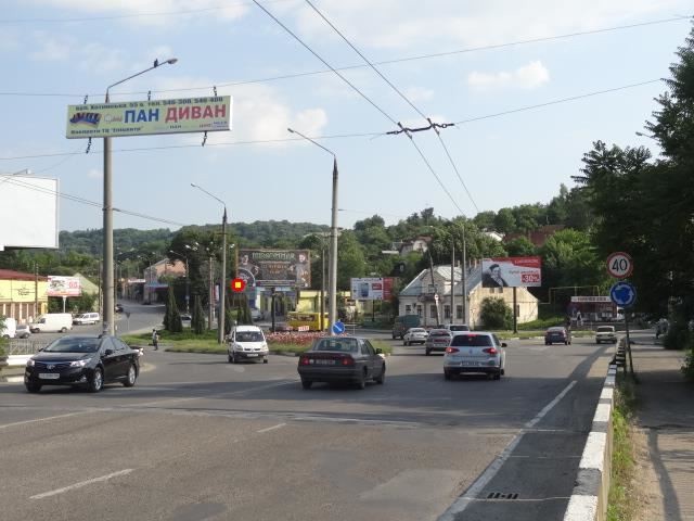 Билборд/Щит, Черновцы, вул. Гагаріна -- вул. Корсунська, транспортна розвязка