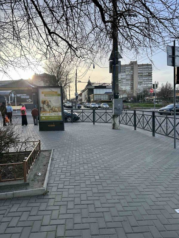 Сітілайт, Миколаїв, пр. Центральний / вул. Московська, 42 (в бік вул. Соборна)