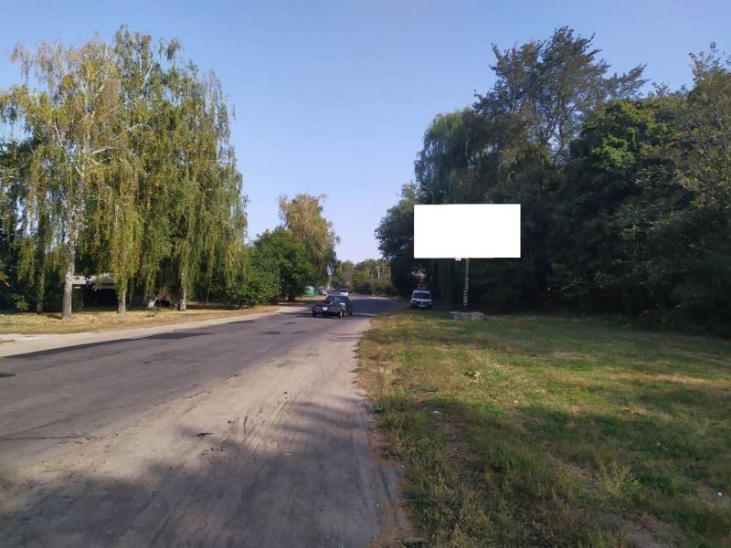 Білборд/Щит, Лубни, на розі вул.Драгоманова та вул.Молодіжної