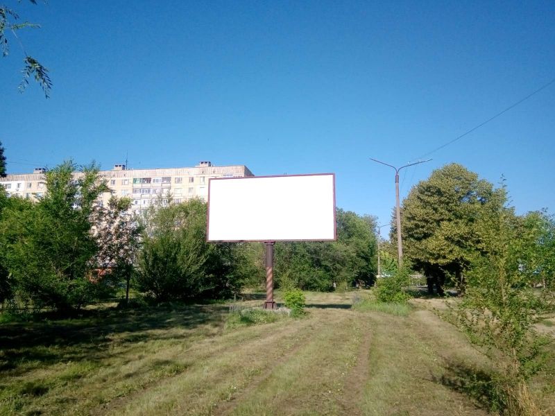Білборд/Щит, Жовті води, вул. Заводська, район автовокзалу