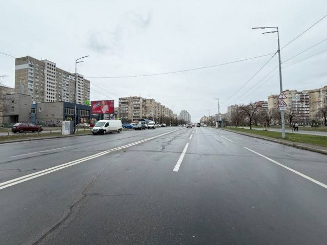 Білборд/Щит, Київ, Лифаря Сержа вул.  - 200 м. від Маяковського пр., (біля "Новусу")