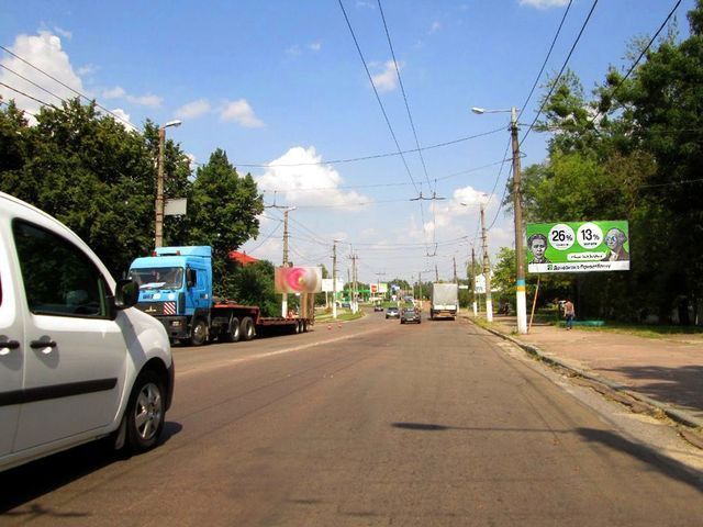 Билборд/Щит, Житомир, Перемоги вул., 84  (Статуправлінння, 100 м до ПриватБанк )